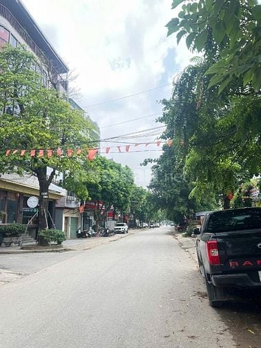 CẦN TIỀN GẤP – BÁN ĐẤT TẶNG NHÀ 3 TẦNG – LÔ GÓC SIÊU ĐẸP!