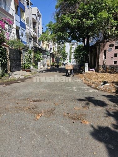 CHỦ NGỘP CẦN BÁN GẤP – NHÀ ĐẸP QUẬN 12, GIÁ CHỈ 1.8 TỶ! 