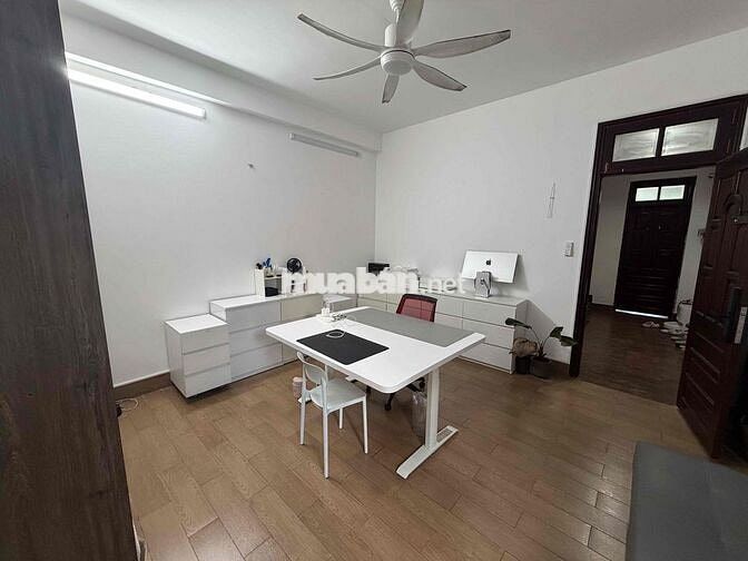 CHÍNH CHỦ CHO THUÊ VĂN PHÒNG VIEW HỒ HOÀNG CẦU – 75M² – 10TR/THÁNG