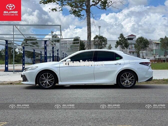 Toyota Camry 2.0Q (CVT) 2022 odo 62.000km