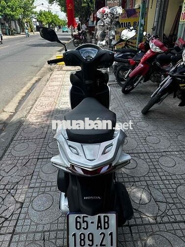 Honda Vision 2025 Trắng 300 km
