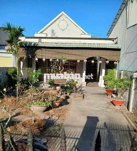Bán nhà gấp đi định cư nơi khác