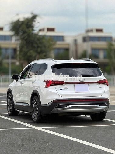 Hyundai SantaFe 2021 2.5G Pre 4x4 Trắng 5 vạn km