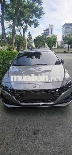 Hyundai Elantra 1.6 DB Xám 30000 km