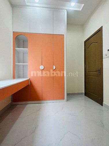 Nhà mới 4x12m 1 trệt 1 lầu 2PN 2WC HXH Lý Thánh Tông - Giá 6.38 tỷ