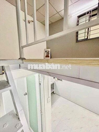 CHDV GÁC CAO KO ĐỤNG ĐẦU MỚI XÂY MẶT TIỀN 192C BÌNH THỚI