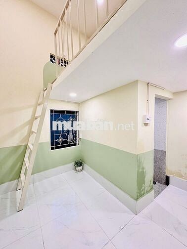 VÀI PHÒNG MỚI KENG NGAY MẶT TIỀN ĐƯỜNG HOÀNG DIỆU 2