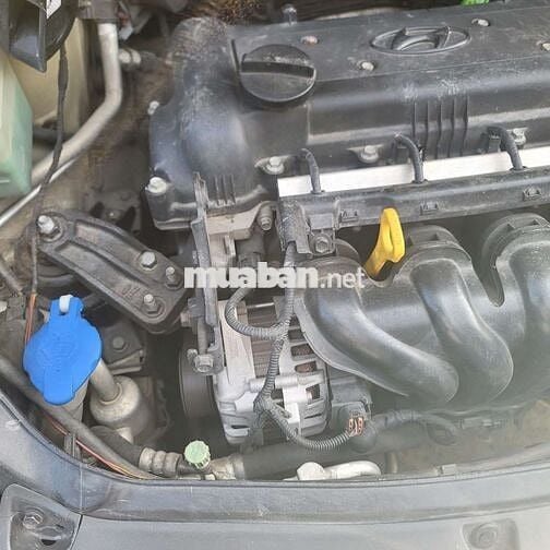 Hyundai i20 2012 Tự động Vàng cát Da