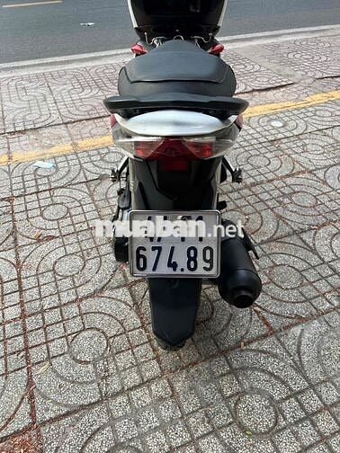 Honda Air Blade Trắng Đen Đỏ Xăng