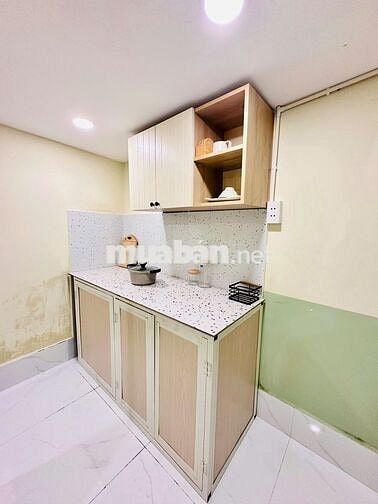 VÀI PHÒNG MỚI KENG NGAY MẶT TIỀN ĐƯỜNG HOÀNG DIỆU 2