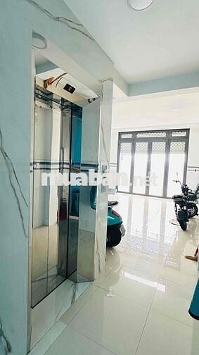 [CHÍNH CHỦ] Cho thuê phòng 25m2 ban công view sân bay - Có thang máy