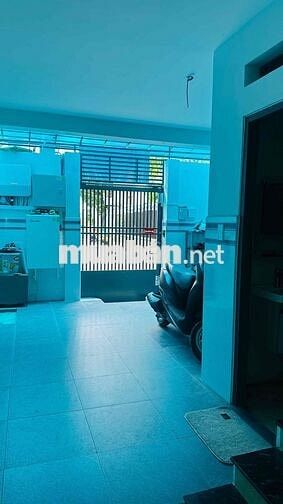 [CHÍNH CHỦ] Cho thuê phòng 25m2 ban công view sân bay - Có thang máy