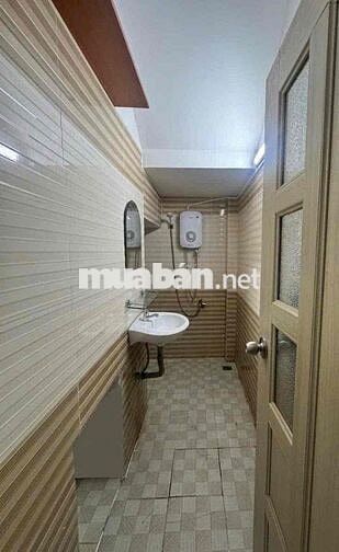 trống sẵn phòng trệt 35m2 giếng Trời cực rộng , An dương vương q6