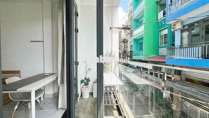 CHO THUÊ STUDIO BAN CÔNG - FULL NỘI THẤT NGAY TRUNG TÂM CÁC  Q1,3,10