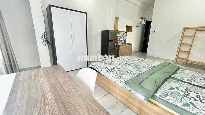 CHO THUÊ STUDIO BAN CÔNG - FULL NỘI THẤT NGAY TRUNG TÂM CÁC  Q1,3,10