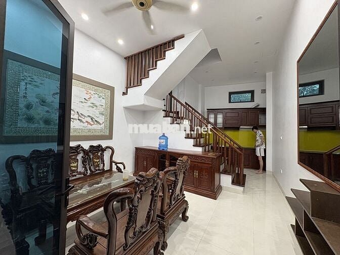 Cho thuê nhà riêng tại số 61 ngách 41 Thịnh Quang (424 phố Tây Sơn)