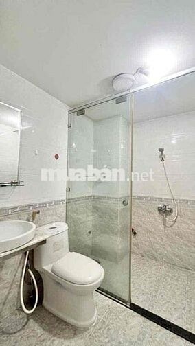 CHO THUÊ STUDIO BAN CÔNG - FULL NỘI THẤT NGAY TRUNG TÂM CÁC  Q1,3,10