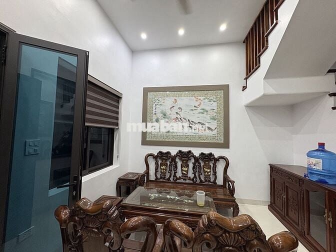 Cho thuê nhà riêng tại số 61 ngách 41 Thịnh Quang (424 phố Tây Sơn)