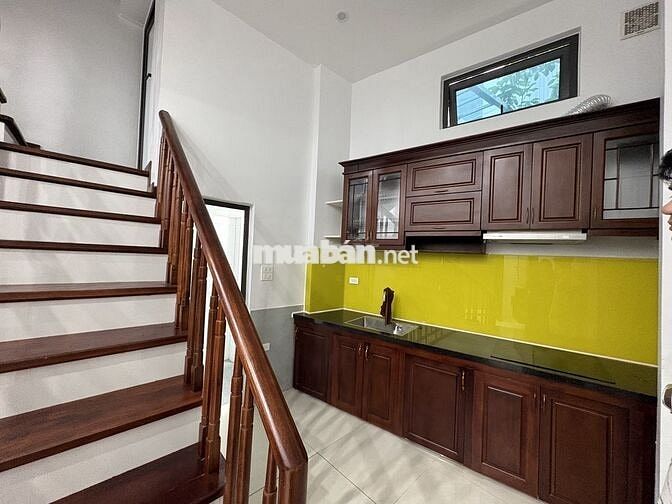 Cho thuê nhà riêng tại số 61 ngách 41 Thịnh Quang (424 phố Tây Sơn)