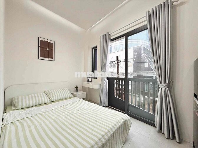 CHO THUÊ STUDIO BAN CÔNG - FULL NỘI THẤT NGAY TRUNG TÂM CÁC  Q1,3,10