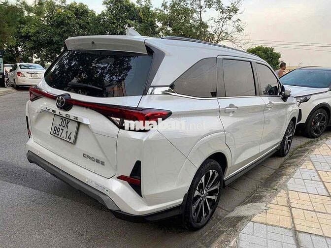 Toyota Veloz Cross TOP 2022 Trắng Ngọc Trai 7 chỗ