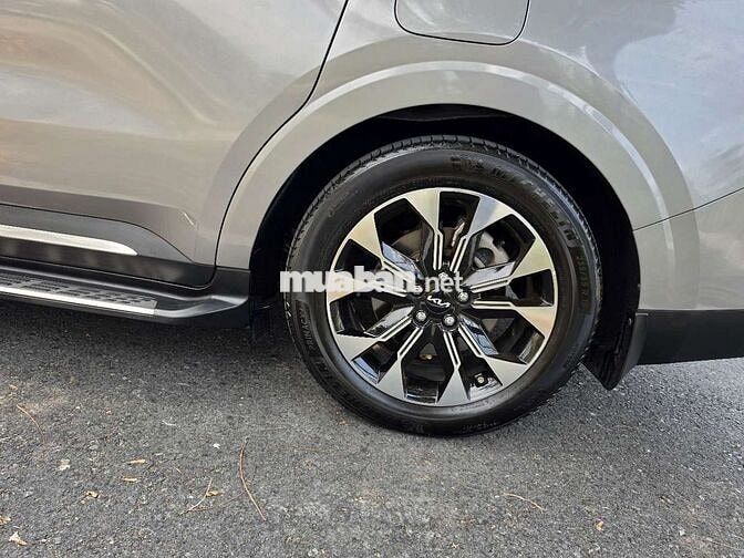 KIA CARNIVAL SIGNATURE 2022 DẦU 7 GHẾ