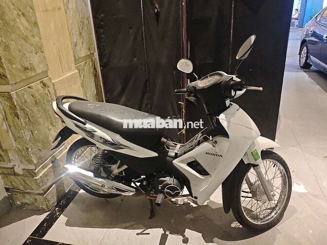 Honda Wave 2023 Trắng 8000-9000 km