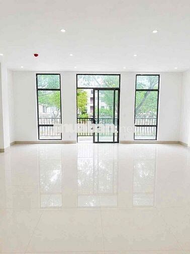 Cho Thuê Shophouse 3 Tầng Nguyễn Sinh sắc