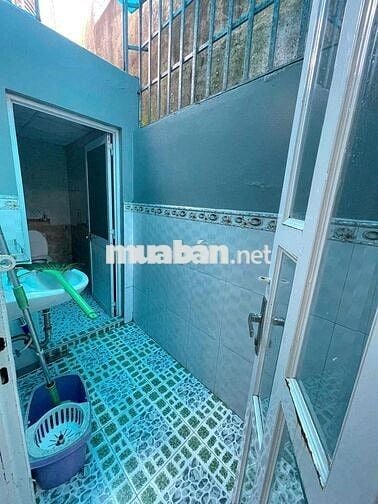 Nhà trệt lầu có nội thất KdC Quân Báo chỉ 7tr