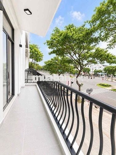 Cho Thuê Shophouse 3 Tầng Nguyễn Sinh sắc