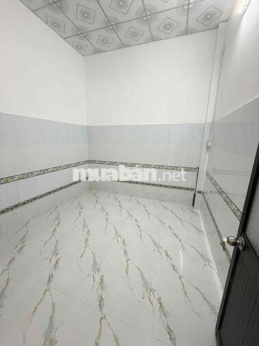 Nhà trệt nguyên căn 4,5x18m 02phòng hẻm CMT8 gần Sân VĐ QK 9