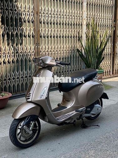 Vespa Iget ABS odo 4k9.bán trả góp.trao đổi xe