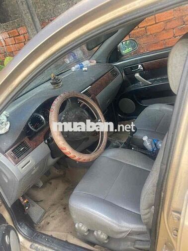 Daewoo Lacetti Vàng cát 5 chỗ