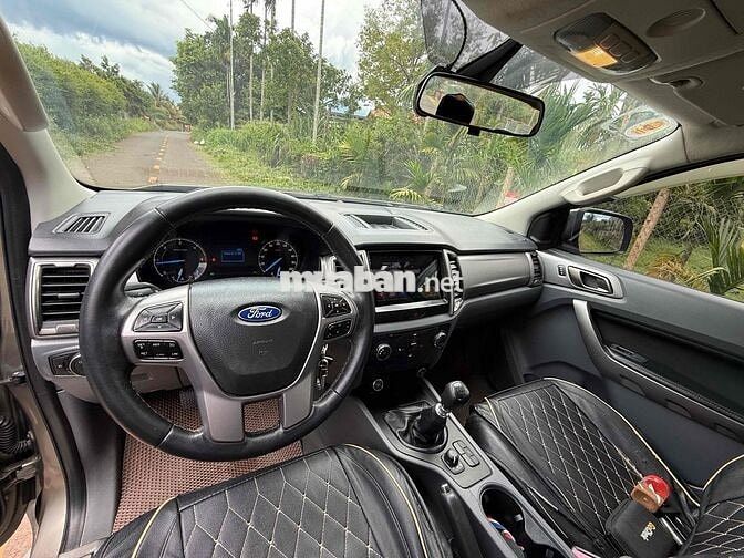 Ford Ranger XLT 2017 Số sàn Xăng Nâu