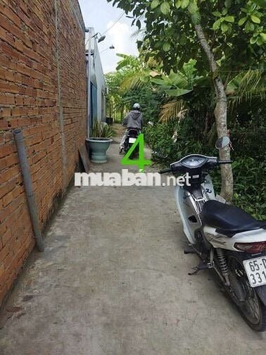 BÁN NHÀ VI BẰNG VỊ TRÍ MẶT LỘ GIÁ RẺ 