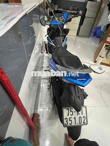 Honda Winner v1 2017 Xanh trắng