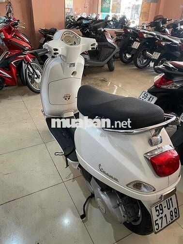 Piaggio Vespa LX 125 3V ie 2013 Trắng