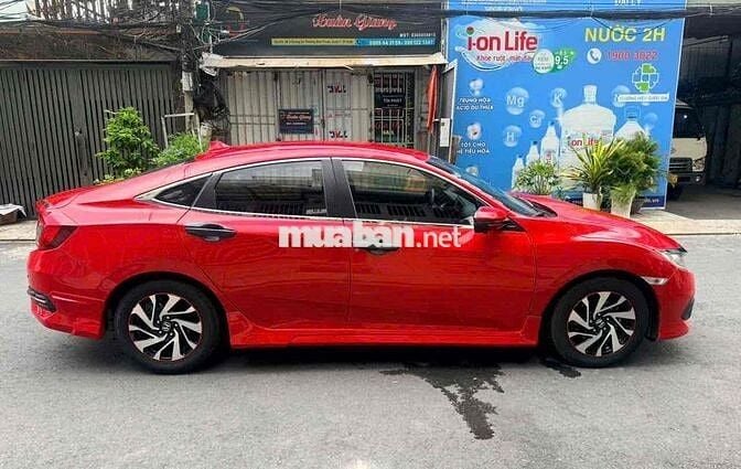Honda Civic 1.8E 2018 50.000 km Đỏ