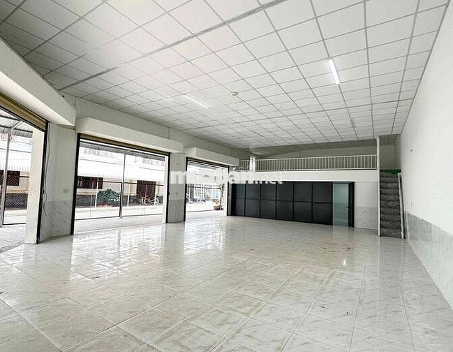 CHO THUÊ kho 250m2 KDC Ngân Thuận, cách Lê Hồng Phong 50m