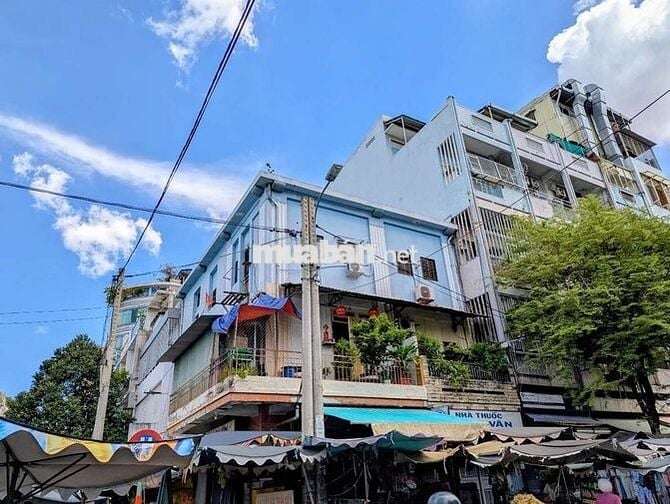 Phòng rộng có máy lạnh, 2 cửa sổ thoáng, gần Q1 – Chỉ 4 triệu