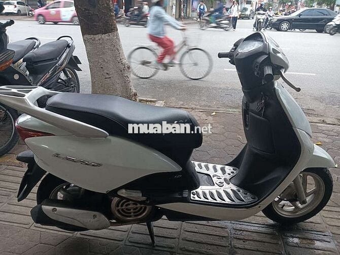 Honda Lead 2010 Trắng