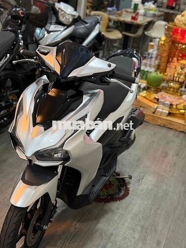 Ab 125 4val bạc pocher siêu đẹp nợ xấu trả 13tr