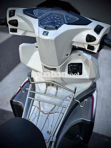 Honda Air Blade 125 2017 Trắng đen