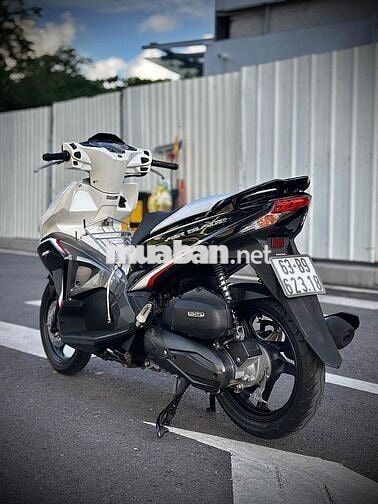 Honda Air Blade 125 2017 Trắng đen