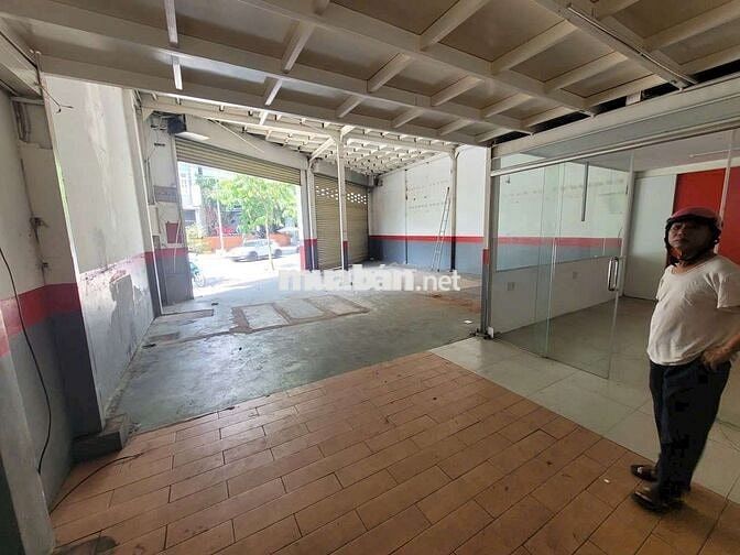 MB KHO XƯỞNG 165m2X 3TẦNG TRỐNG SUỐT GẦN Quốc Lộ 1A 