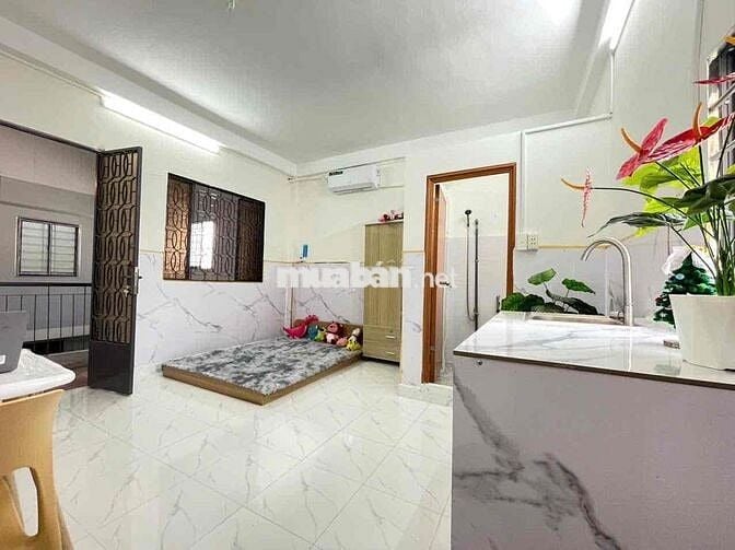 Phòng Mới Xây Bancon Cửa Sổ Trời - Mặt Tiền 192C Bình Thới