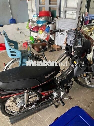 Honda Dream TQ màu Đen