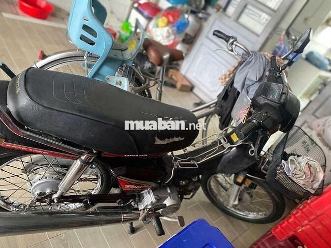 Honda Dream TQ màu Đen