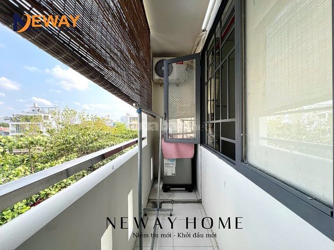 Khuyến mãi Studio ban công thang máy giờ tự do có nội thất Văn Cao 