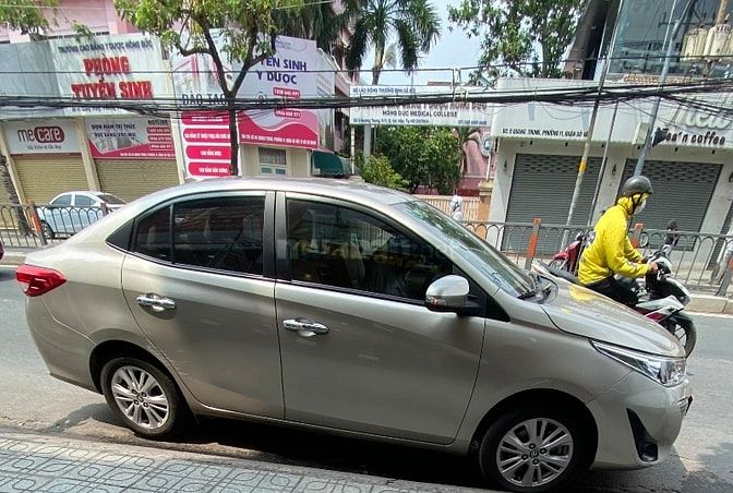 Cần bán xe Vios 2018 xe nữ chạy ít 